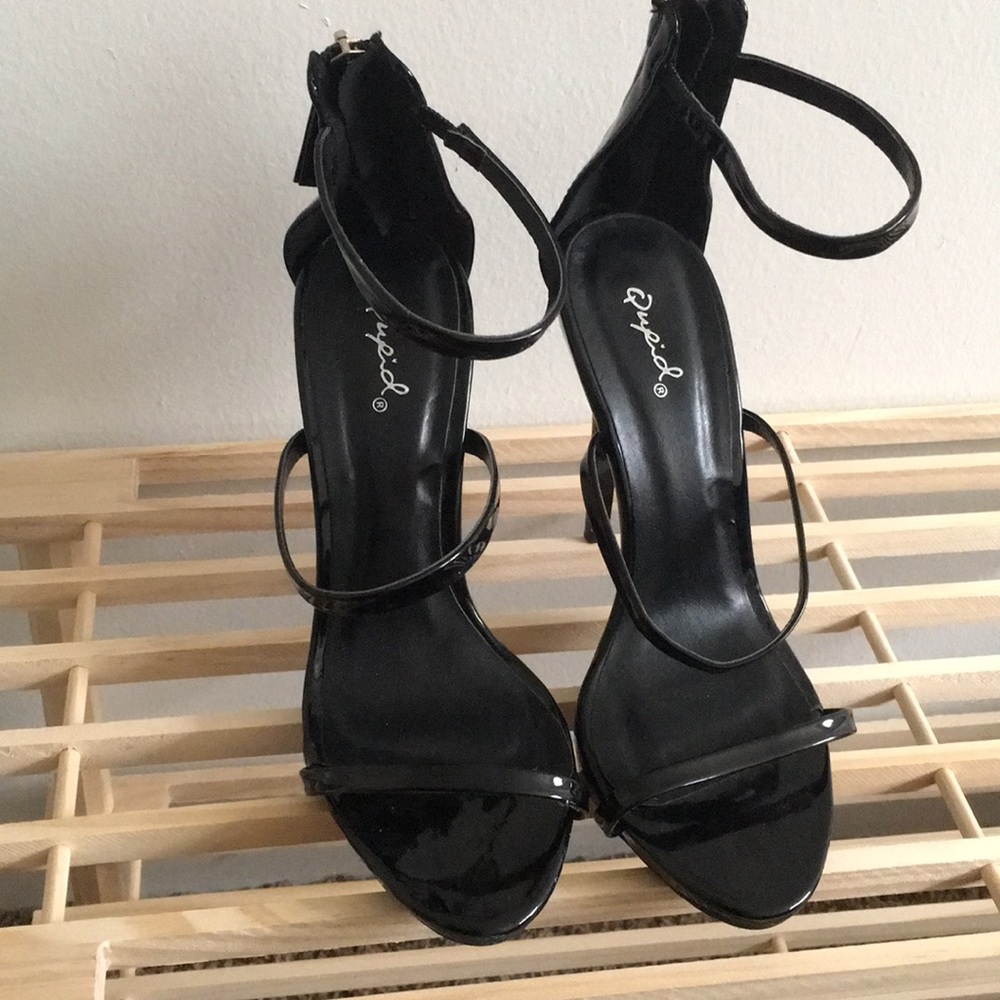 Black heels